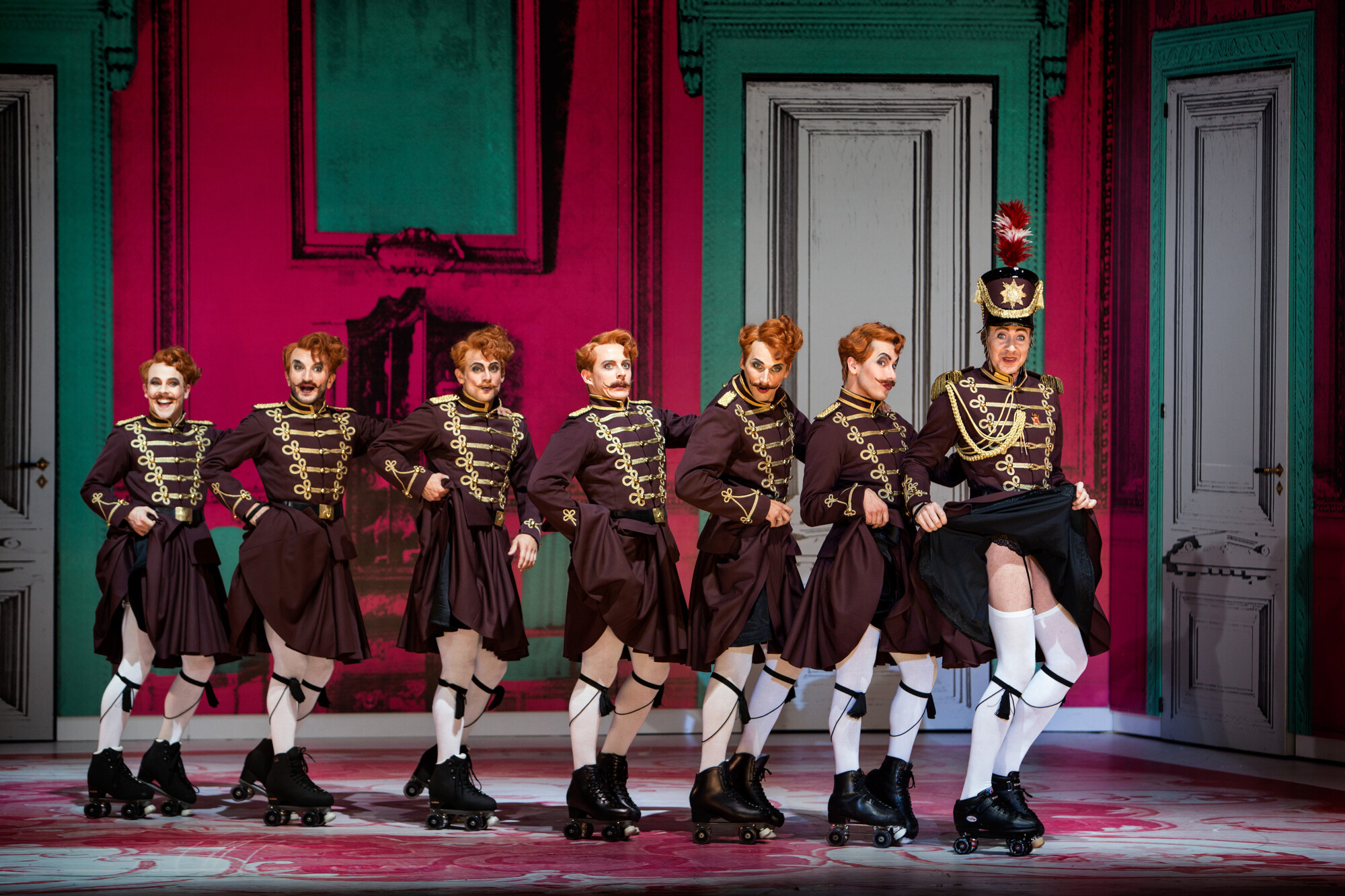 die schöne helena komische oper